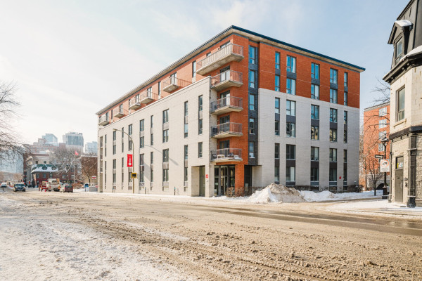 MLS: 10232685