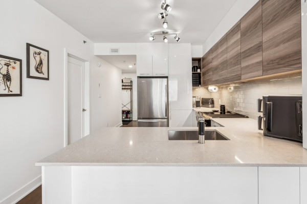 MLS: 11928497