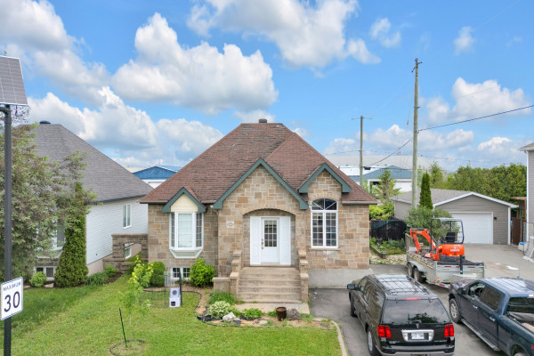 MLS: 16835646