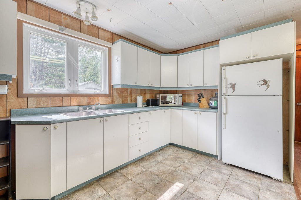 Maison de plainpied À vendre 41 Ch. du 8eRang, Kazabazua