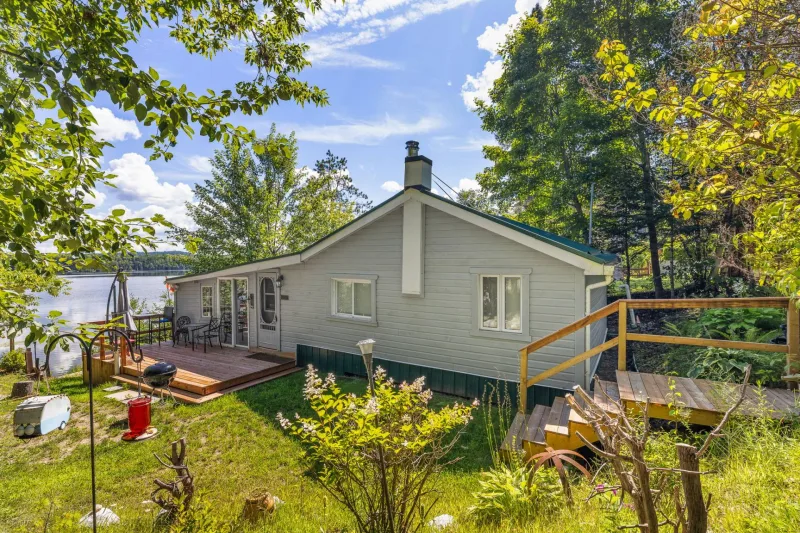 MLS: 21841551