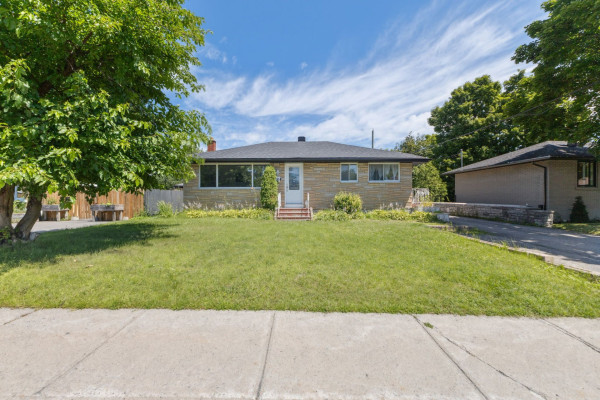 MLS: 21923462
