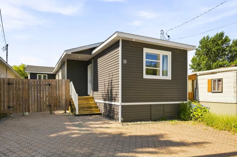MLS: 22903254