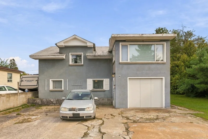 MLS: 25834281