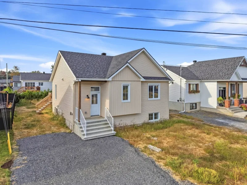 MLS: 26307018