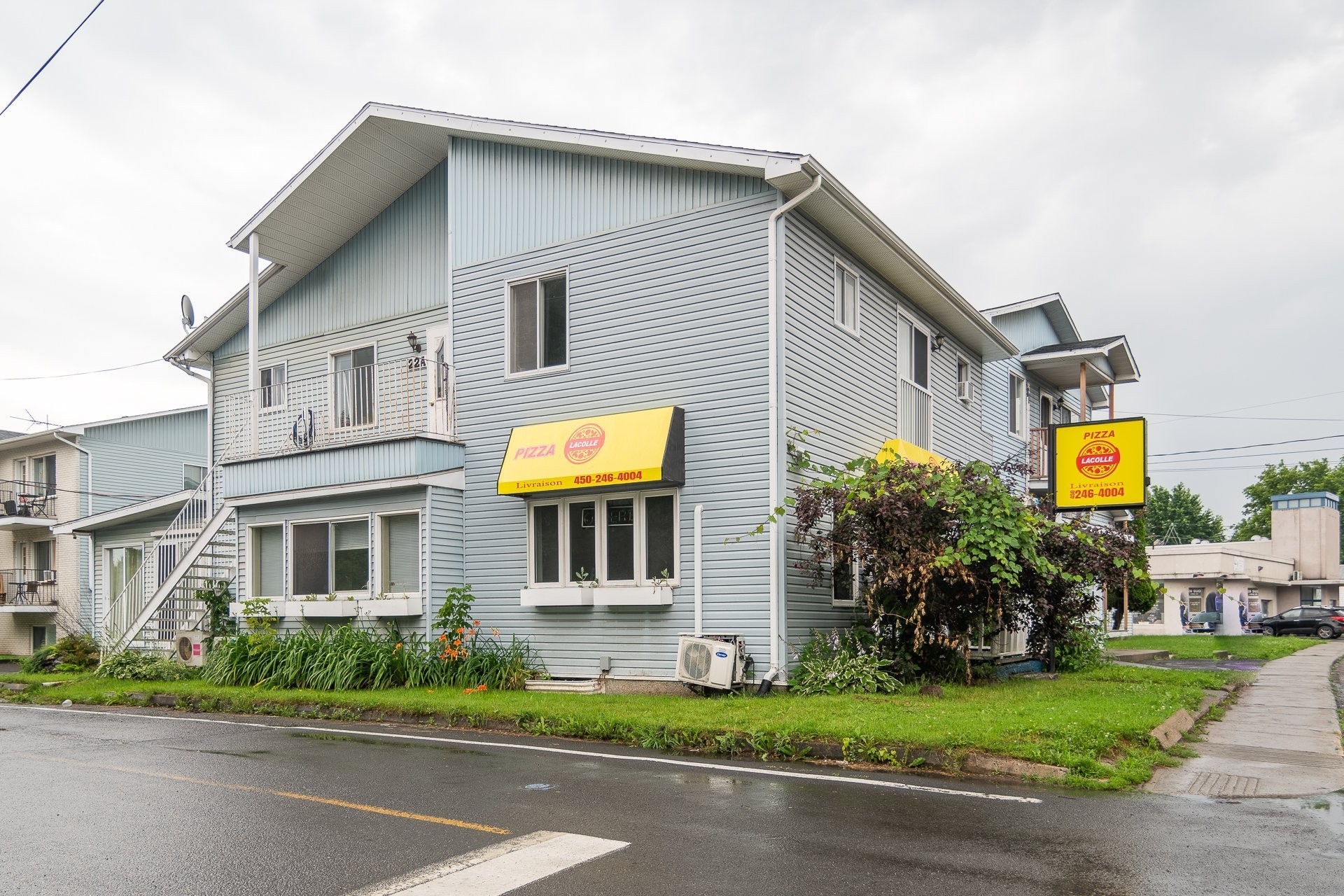 22-24B Rue de l’&Eacute;glise S.