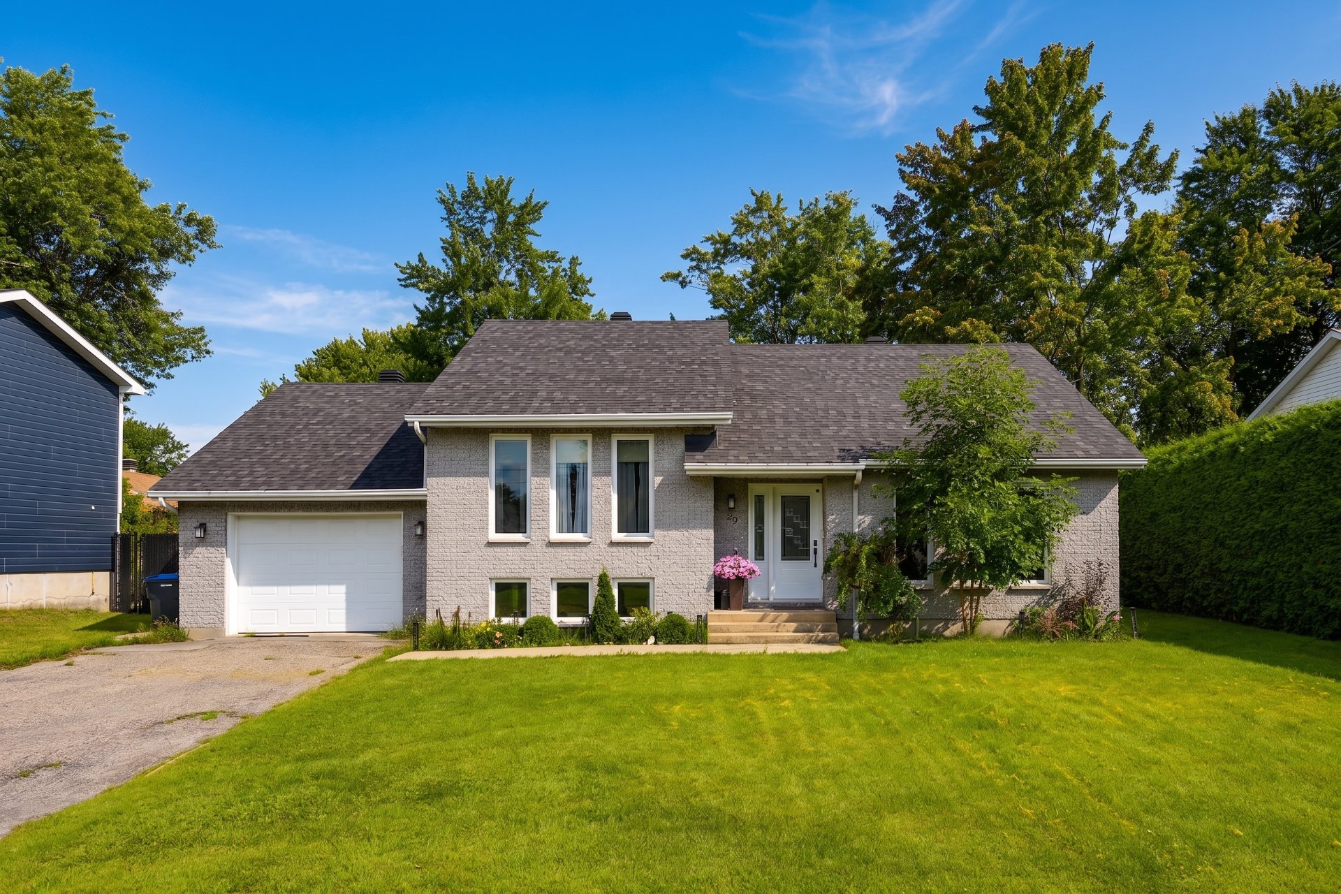 MLS: 15648596