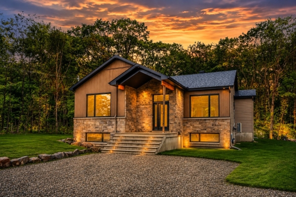 MLS: 16083676