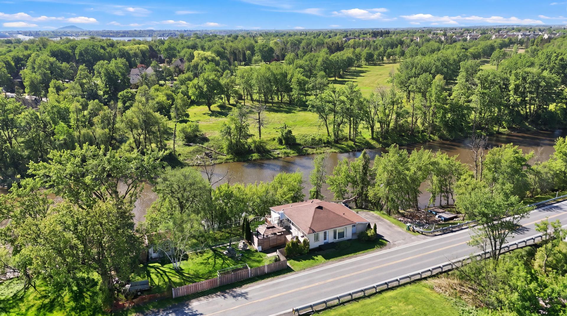 MLS: 18598962