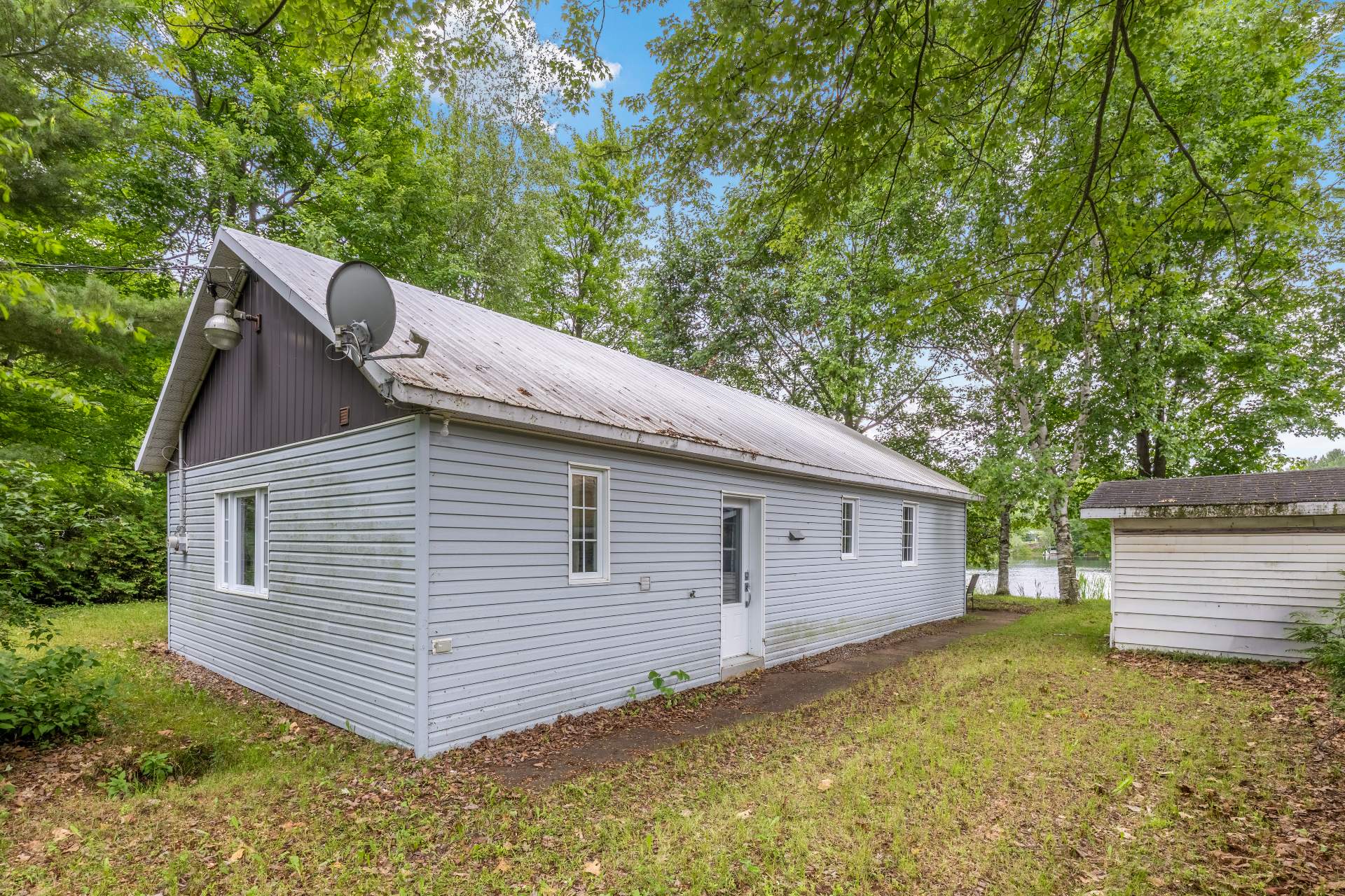 MLS: 19570072