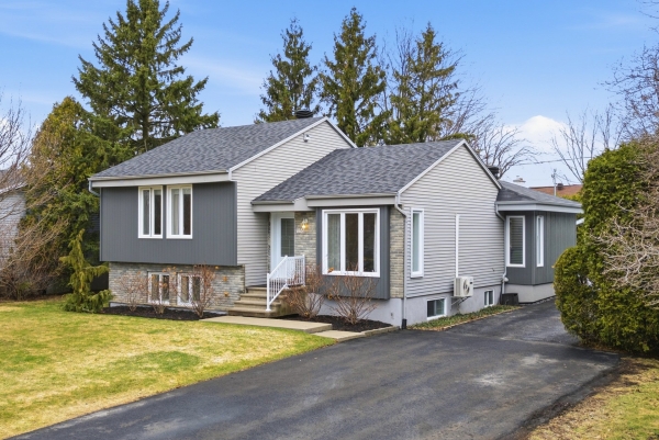 MLS: 22754474