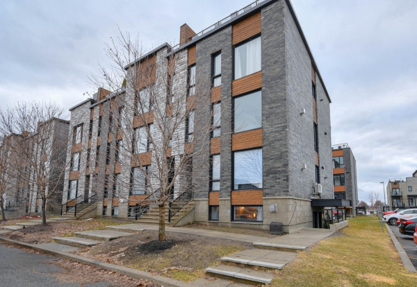 MLS: 22837225