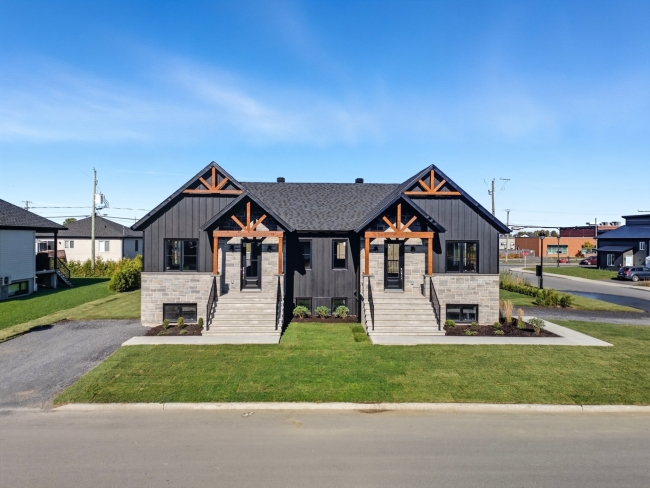 MLS: 23079256