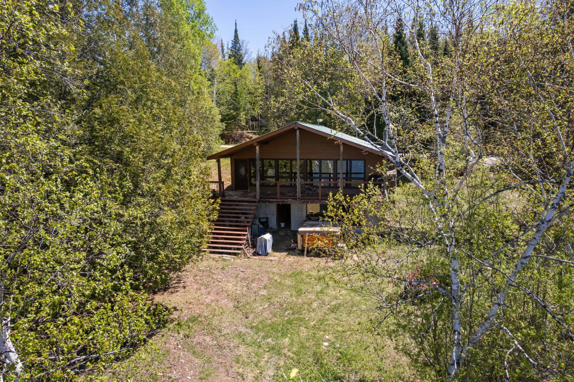 MLS: 23470448