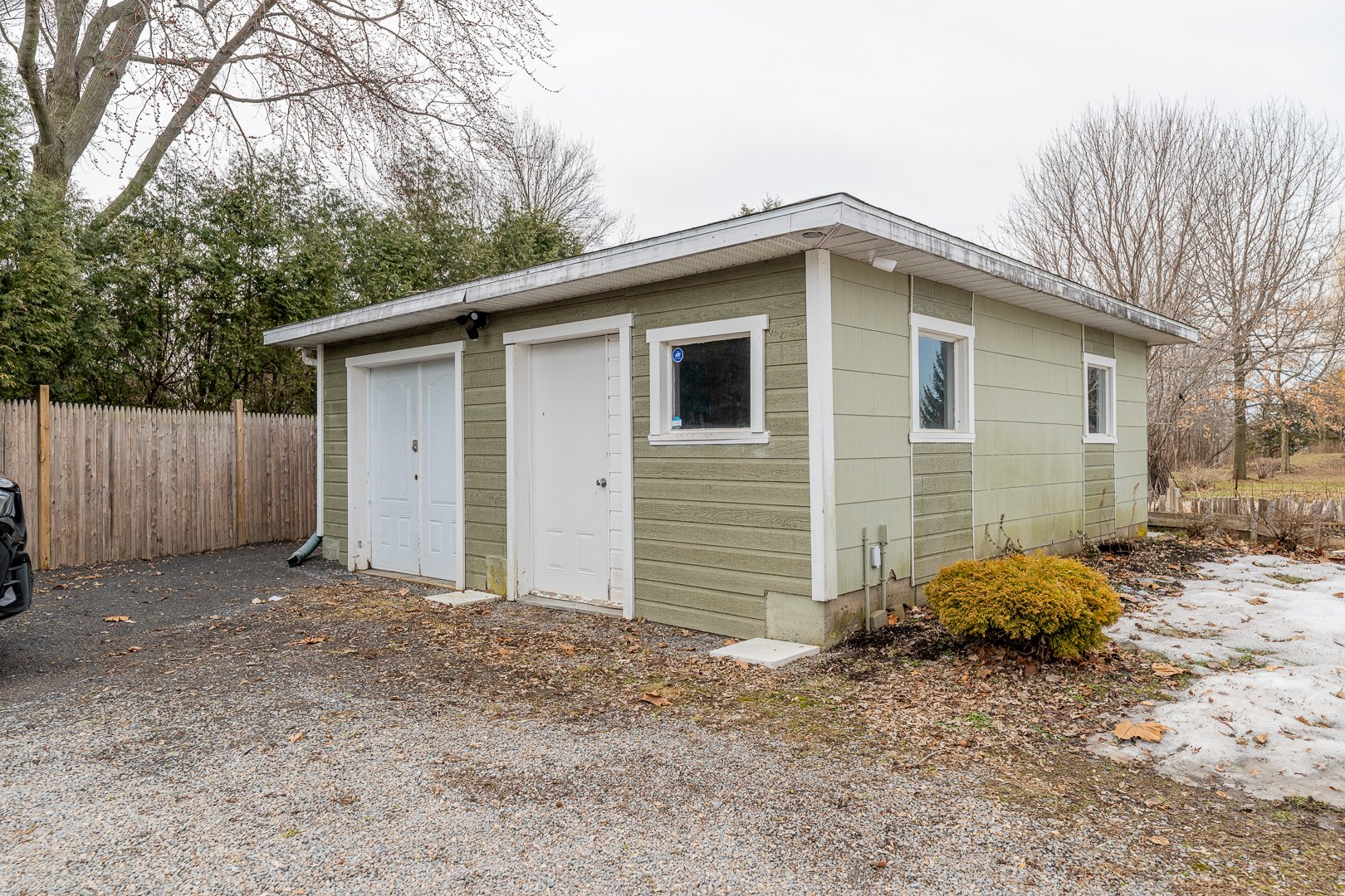 Garage